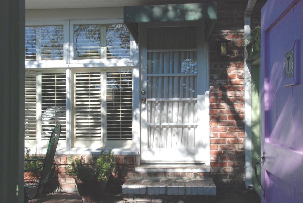 Carmel Garden Inn 객실 사진