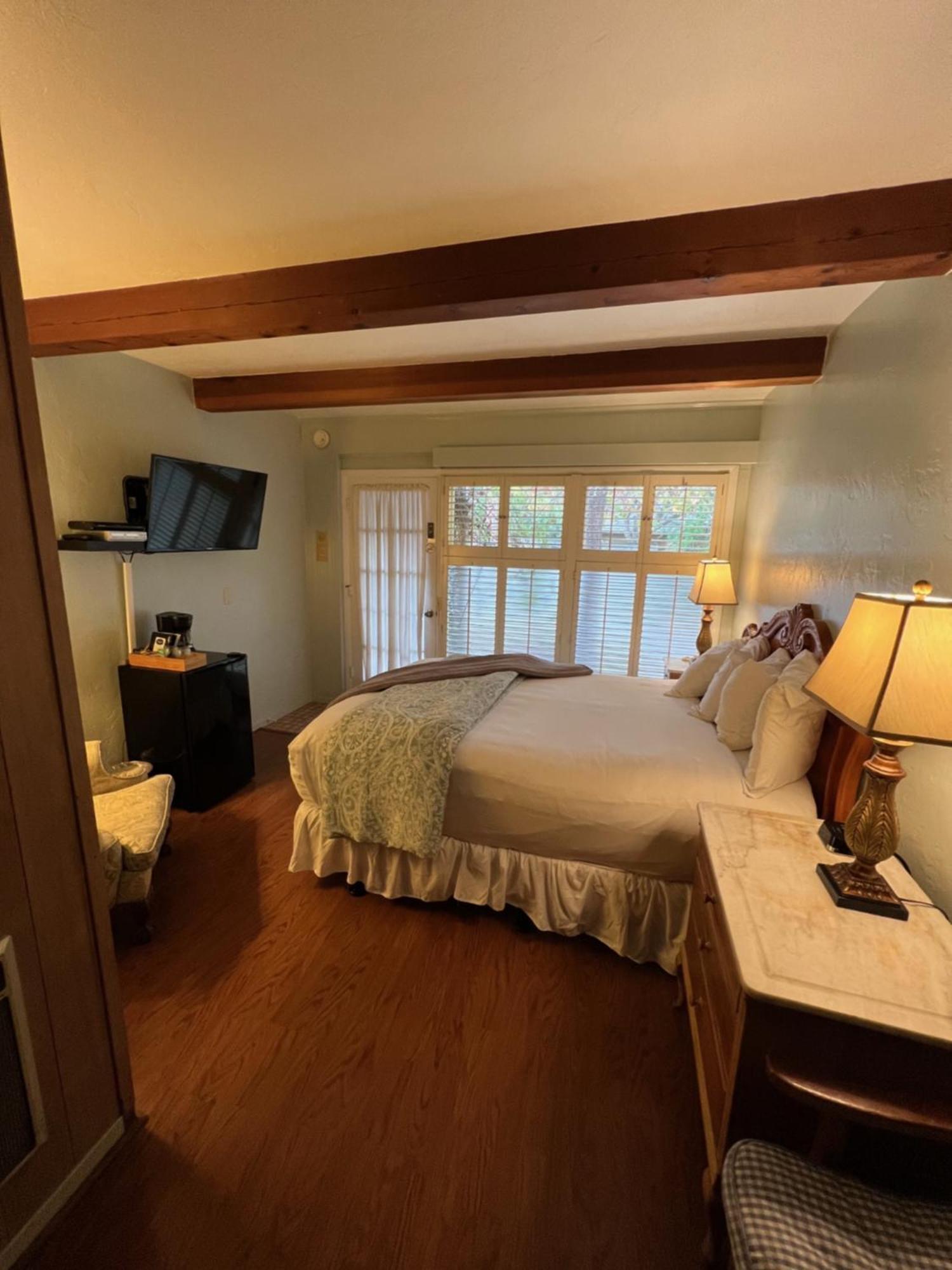 Carmel Garden Inn 외부 사진